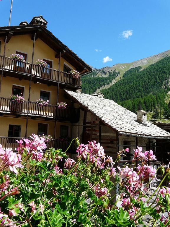 A L'Hostellerie Du Paradis فالسافارنتش المظهر الخارجي الصورة